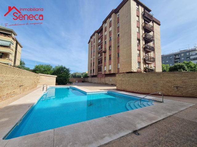 Piso en Venta en Ciudad Jardín Zoco