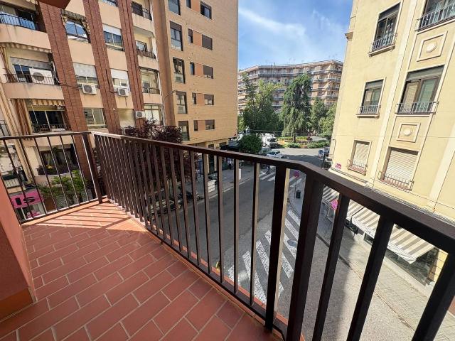 Piso en Venta en Ciudad Jardín Zoco