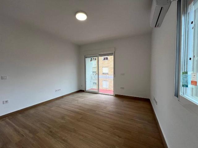 Piso en Venta en Ciudad Jardín Zoco