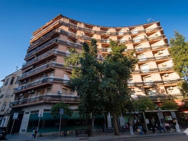 Piso en Venta en Ciudad Jardín Zoco