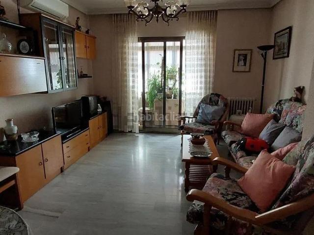 Piso en venta en Ciudad Real, La Moreria. SE VENDE PISO EN CALLE DIEGO ALMAGRO, FRENTE A MERCADONA!. Pisos Ciudad.