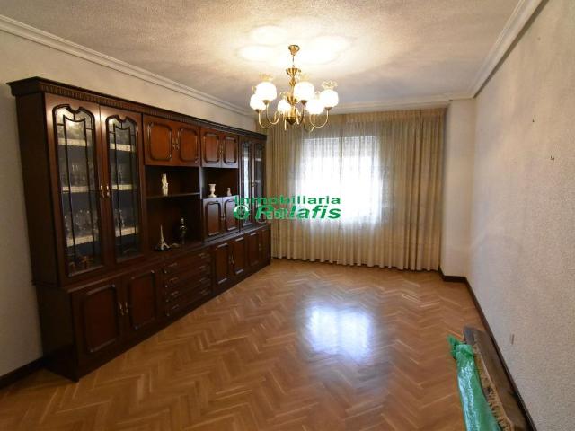 Piso en venta en Ciudad Rodrigo. Piso en venta en San Cristobal, 3 dormitorios. Pisos Ciudad.