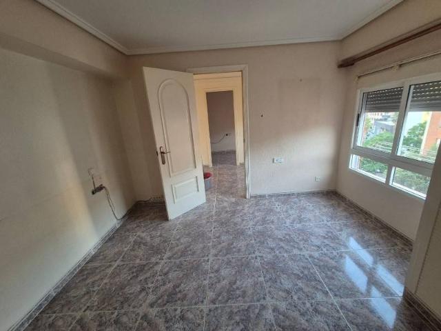 Piso en Venta en Ciutat Fallera