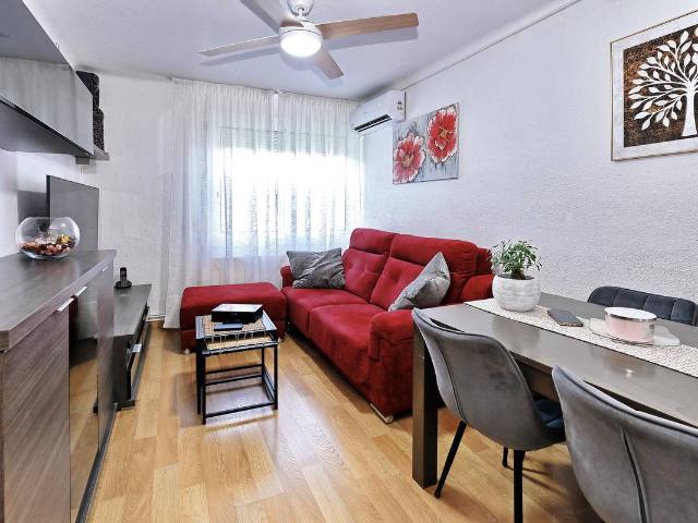 Piso en Venta en Ciutat Meridiana