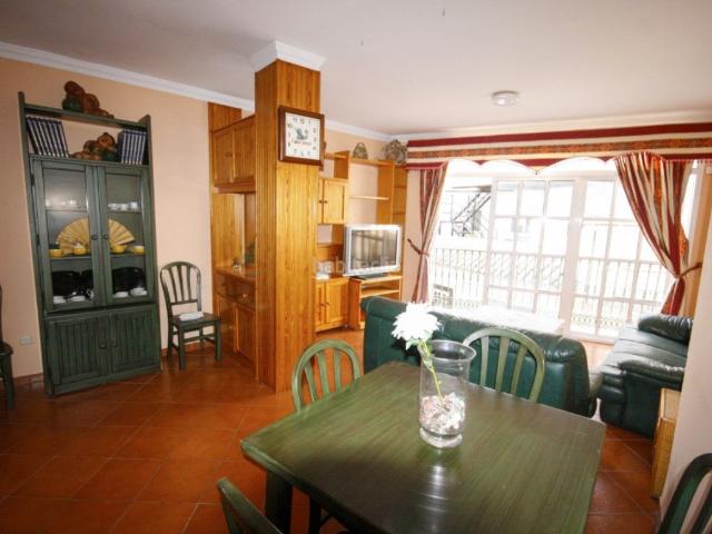 Piso en venta en Coín. PISO EN 2 PLANTA SIN ASCENSOR. Pisos.
