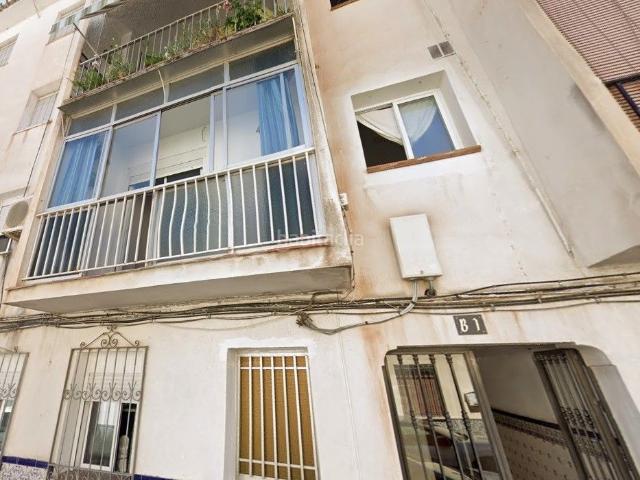 Piso en venta en Coín. Pisos.