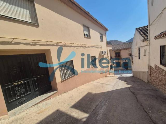 Piso en Venta en Colomera