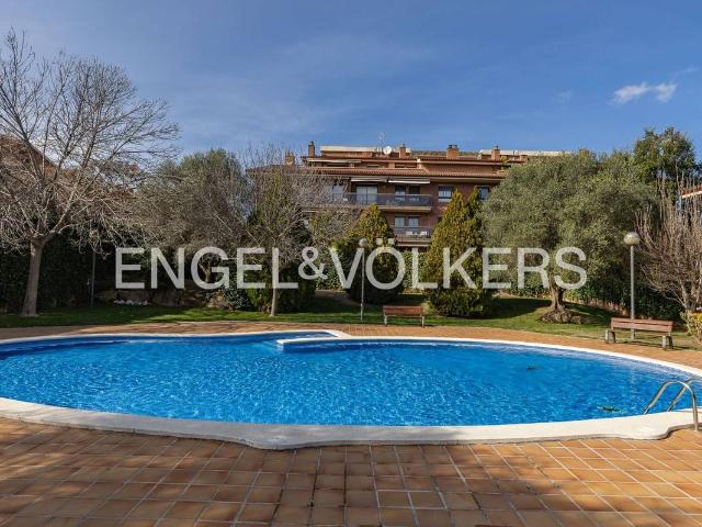 Piso en Venta en Coll Favà