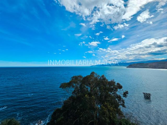 Piso en venta en Colunga. PISO EN UNA UBICACIÓN PRIVILEGIADA, CON IMPRESIONANTES VISTAS PANORÁMICAS AL MAR Y LA MONTAÑA. Pisos.