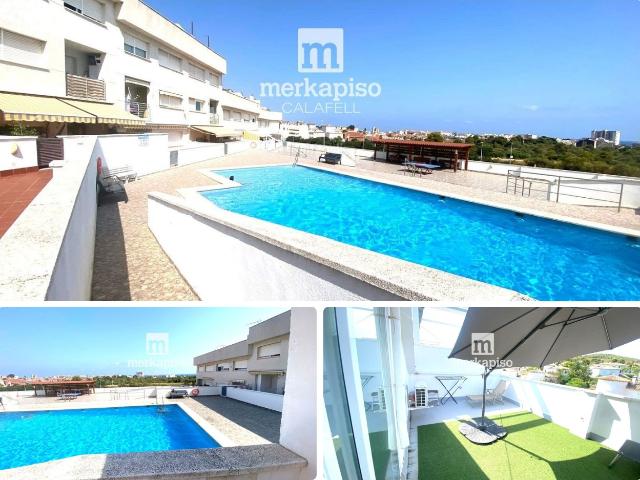 Piso en venta en Coma ruga, Els Masos Els Garrofers Costa Dorada. DUPLEX EN COMARRUGA CON SOLARIUM, PISCINA, PARKING Y TRASTERO. Pisos.