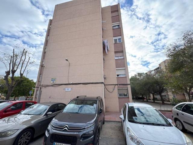 Piso en Venta en Constantí