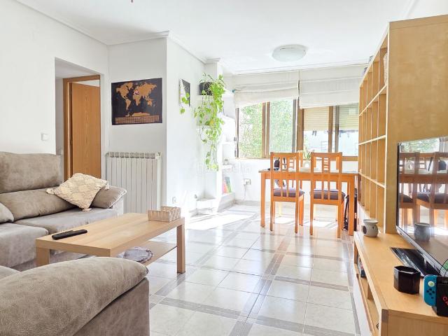 Piso en venta en Coslada, Coslada Pueblo. PISO EN RENTABILIDAD COSLADA MADRID. Pisos.
