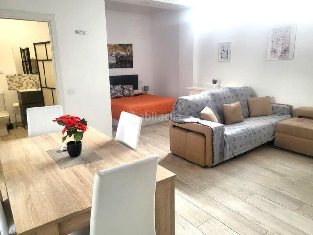 Piso en venta en Coslada, La Espinilla Parque Blanco. Globalpiso Coslada vende en exclusiva LOCAL ADAPTADO A VIVIENDA.Hablamos de un inmueble situado en la zona de LA ESPINILLA, COSLAD. Pisos.