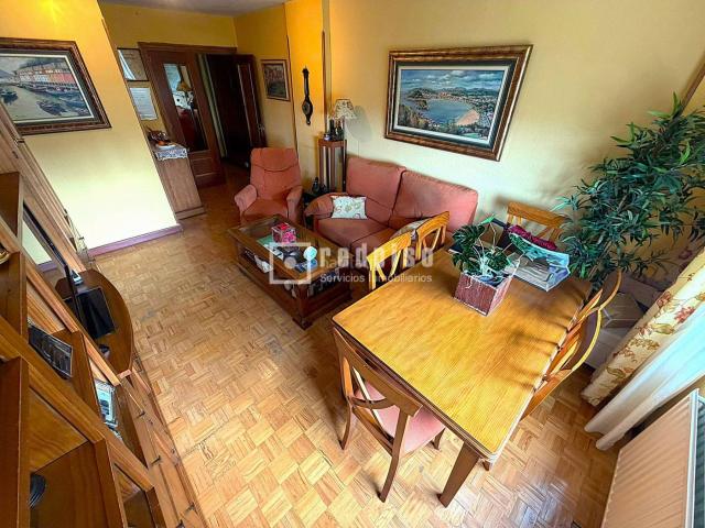 Piso en venta en Coslada, La Espinilla Parque Blanco. REDPISO COSLADA PUEBLO VENDE PISO EN VALLEAGUADO, COSLADA, MADRID. Pisos.