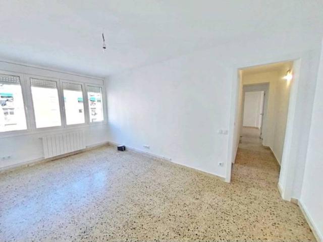 Piso en Venta en Cornellà de Llobregat