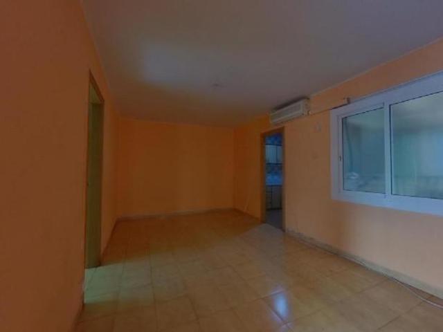 Piso en venta en Cornellà De Llobregat