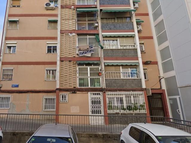 Piso en venta en Cornellà De Llobregat