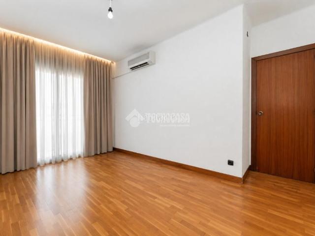 Piso en venta en Cornellà de Llobregat, La Gavarra. Piso en venta en Cornellà de llobregat. Pisos Cornellà de.