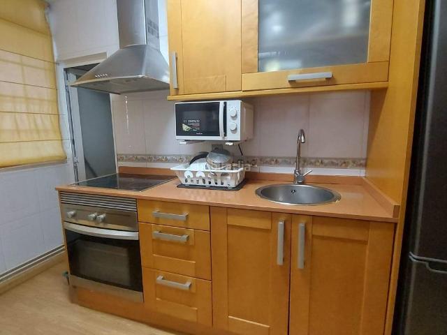 Piso en venta en Cornellà de Llobregat, Sant Ildefons. Piso totalmente exterior en Cornellá de Llobregat. Pisos Cornellà de.