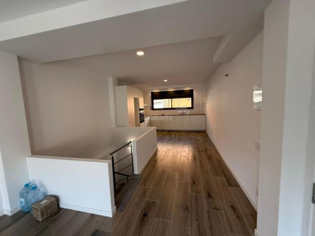 Piso en venta en Corbera de Llobregat. A ESTRENAR, EXCELENTES ACABADOS. Pisos Corbera de.
