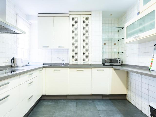 Piso en venta en Córdoba, Casco Histórico Ribera San Basilio. A. Inversión con alta rentabilidad en el corazón de San Pedro!. Pisos.