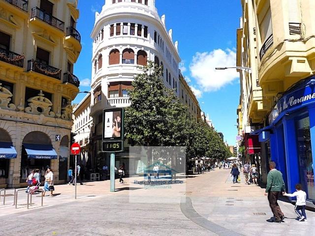 Piso en venta en Córdoba, Centro. Oportunidad de compra en calle principal zona Centro. Pisos.