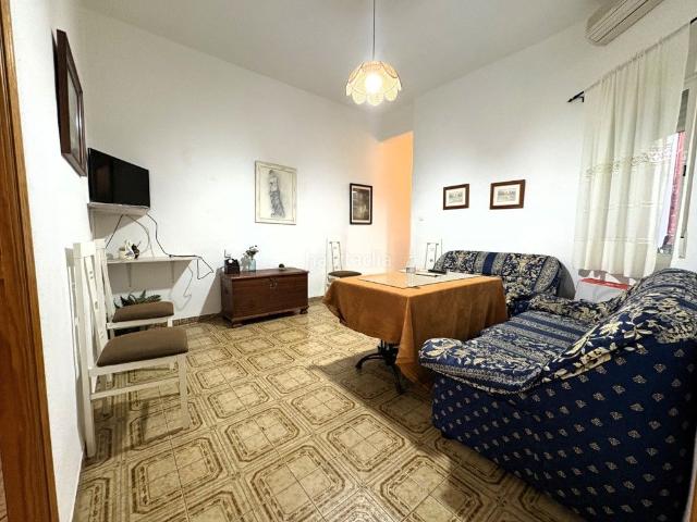 Piso en venta en Córdoba, Ciudad Jardín Zoco. Oportunidad de vivienda en venta! Piso luminoso, funcional y con gran potencial!. Pisos.