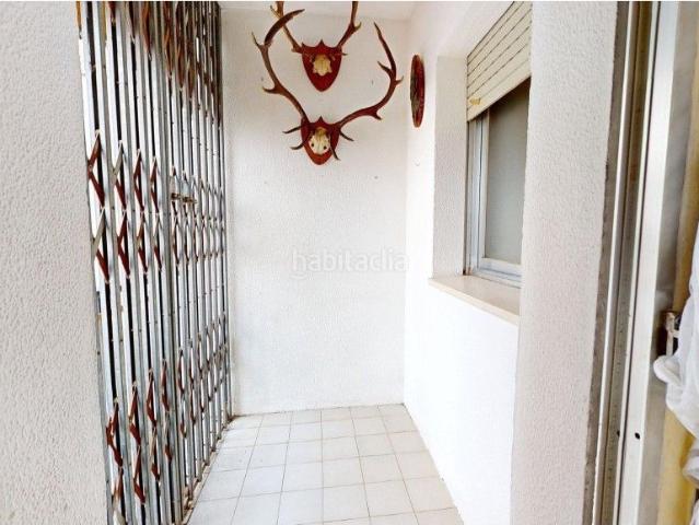Piso en venta en Córdoba, Ciudad Jardín Zoco. AMPLIO PISO DE DOS DORMITORIOS A MINUTOS DE MEDINA AZAHARA. Pisos.