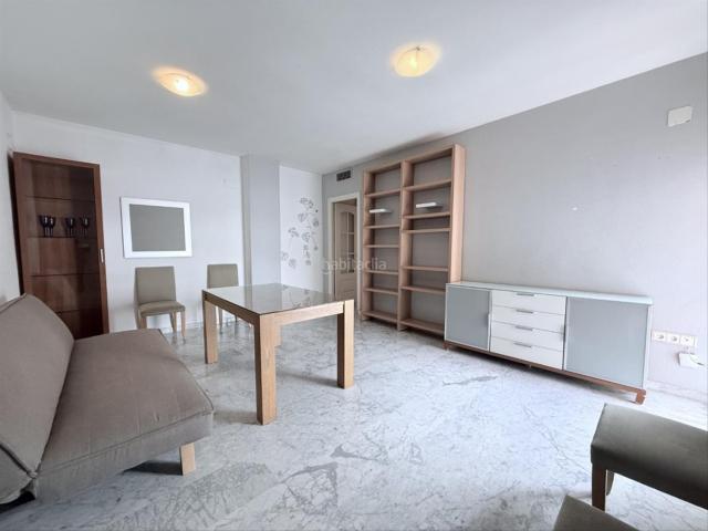 Piso en venta en Córdoba, Ciudad Jardín Zoco. Si buscas una vivienda cómoda, bien situada y con buenas calidades, esta puede ser la oportunidad que estabas esperando. Pisos.