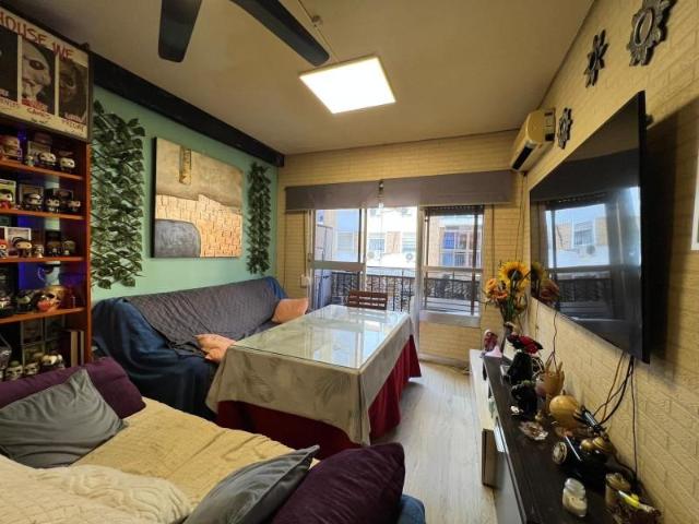 Piso en venta en Córdoba, Av. Barcelona Viñuela Rescatado