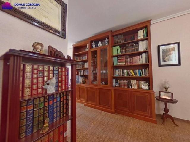 Piso en venta en Córdoba, Av. Barcelona Viñuela Rescatado