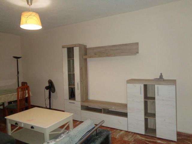Piso en venta en Córdoba, Av. Barcelona Viñuela Rescatado