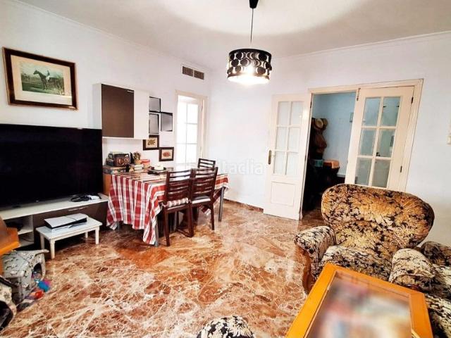 Piso en venta en Córdoba, Encinarejo de Córdoba. VIVIENDA A CINCO MINUTOS DE LAS TENDILLAS, CON 3 DORMITORIOS Y 2 BAÑOS !. Pisos.