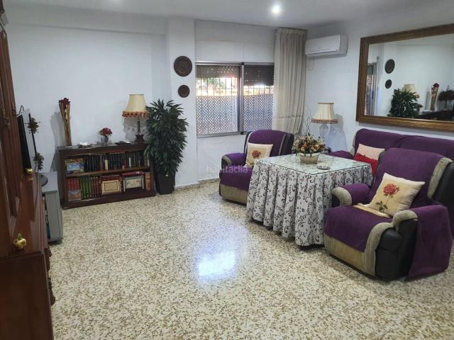 Piso en venta en Córdoba, Fátima Levante. PISO PARA ENTRAR A VIVIR EN FATIMA. Pisos.