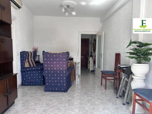 Piso en venta en Córdoba, Fuensanta Arcángel. PISO CERCA DE LA AVENIDA DE BARCELONA. Pisos.
