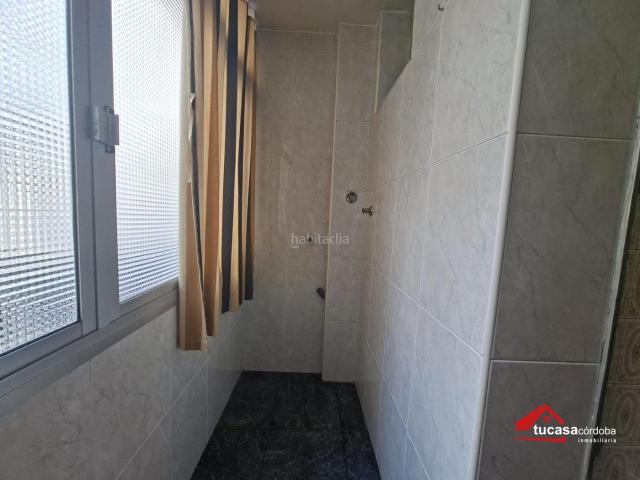 Piso en venta en Córdoba, Huerta de la Reina Trassierra. AMPLITUD, TERRAZA Y GRAN POTENCIAL EN COLONIA DE LA PAZ UNA OPORTUNIDAD QUE NO PUEDES DEJAR ESCAPAR. Pisos.