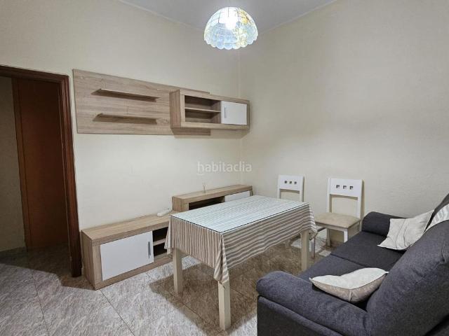 Piso en venta en Córdoba, Huerta de la Reina Trassierra. HUERTA DE LA REINA SE VENDE AMUEBLADO. Pisos.