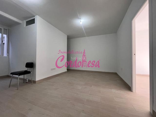 Piso en venta en Córdoba, Sagunto Edisol. Encantador Piso Reformado en Córdoba Zona Levante por 169,000. Pisos.
