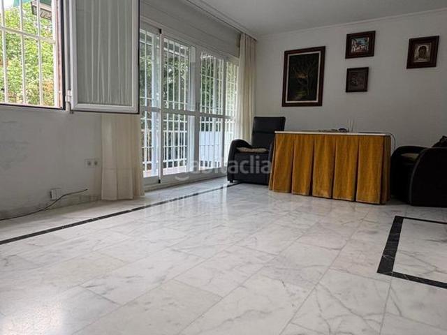 Piso en venta en Córdoba, Santa Rosa Valdeolleros. Acogedora vivienda en el corazón de Santa Rosa. Pisos.