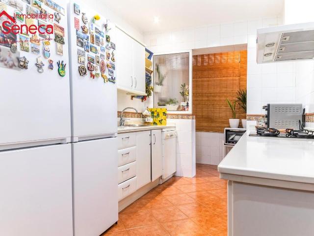 Piso en venta en Córdoba, Santa Rosa Valdeolleros. EXCLUSIVO FANTÁSTICO PISO PRÓXIMO EN LA ZONA DEL CAMPING. Pisos.