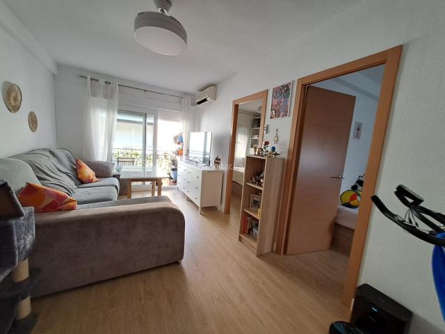 Piso en venta en Córdoba, Santa Rosa Valdeolleros. ? PISO EN VENTA · SANTA ROSA · TERCERA Y ÚLTIMA PLANTA · SIN VECINOS ENCIMA. Pisos.