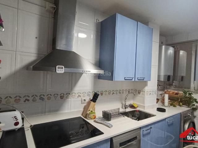 Piso en venta en Córdoba, Santa Rosa Valdeolleros. Piso en Santa Rosa con ASCENSOR, TRASTERO, PATIO PRIVADO Y AZOTEA. Listo para entrar a vivir. Pisos.