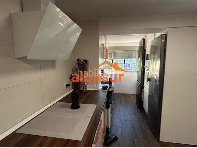 Piso en venta en Córdoba, Sector Sur. ¡Estupenda oportunidad Vivienda lista para entrar a vivir!. Pisos.