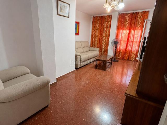 Piso en venta en Córdoba, Sector Sur. Piso de 3 dormitorios y piscina comunitaria. Pisos.