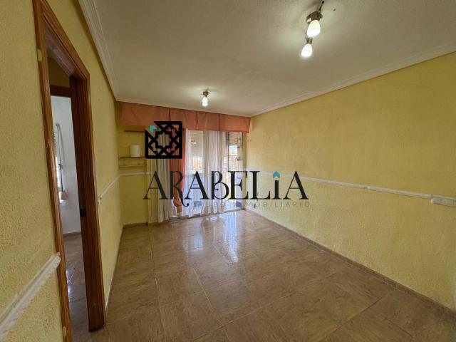 Piso en venta en Córdoba, Sector Sur. PISO EN AVENIDA DE CADIZ !. Pisos.