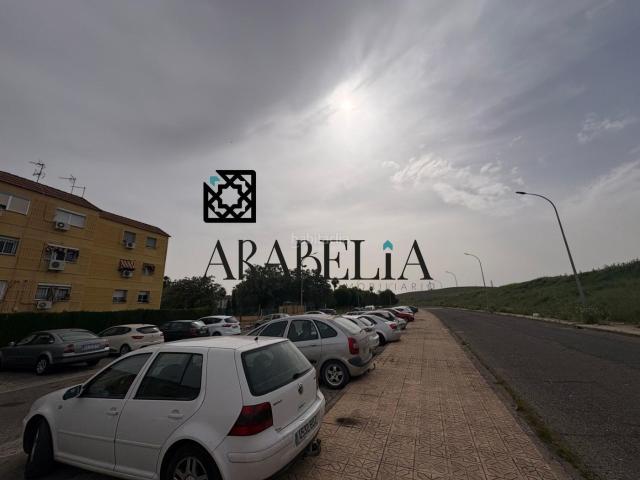 Piso en venta en Córdoba, Sector Sur. PISO EN EXCLUSIVA EN LAS MANZANAS !. Pisos.