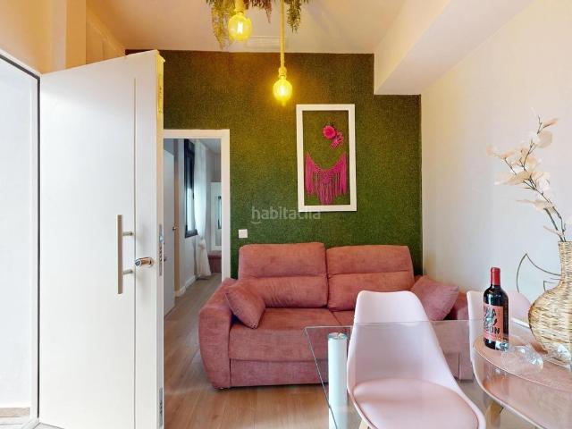 Piso en venta en Córdoba, Sta. Marina San Andrés San Pablo San Lorenzo. APARTAMENTO EN EL CASCO HISTÓRICO CON PISCINA COMUNITARIA Y GRAN RENTABILIDAD !. Pisos.