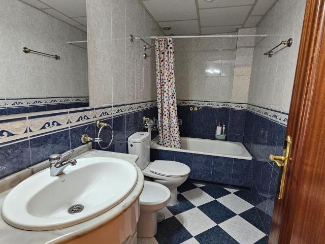 Piso en venta en Córdoba, Sta. Marina San Andrés San Pablo San Lorenzo. Chalet con encanto en pleno Casco Histórico de Córdoba. Pisos.