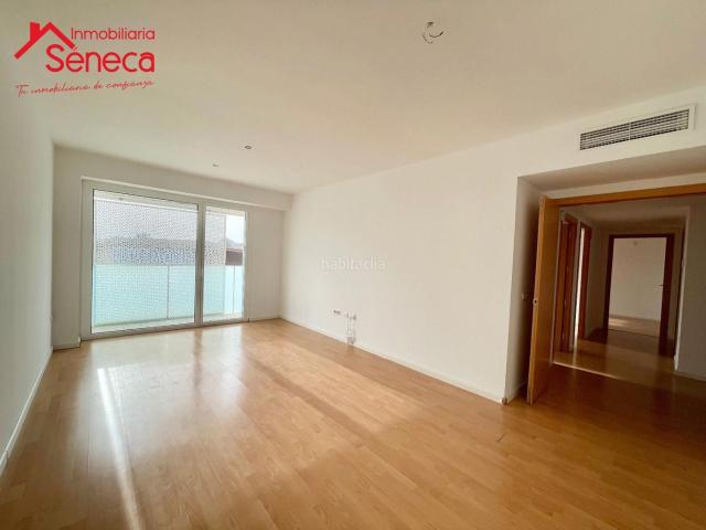 Piso en venta en Córdoba, Poniente Norte Miralbaida Parque Azahara. EXCLUSIVO, OPORTUNIDAD ÚNICA EN HIPERCOR. Pisos.