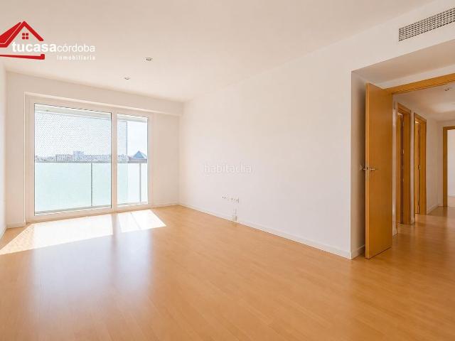 Piso en venta en Córdoba, Poniente Norte Miralbaida Parque Azahara. SIN HONORARIOS DE INMOBILIARIA! EXCELENTE PISO EN TURRUÑUELOSHIPERCOR TERRAZA, GARAJE Y TRASTERO URBANIZACIÓN PREMIUM 2013.